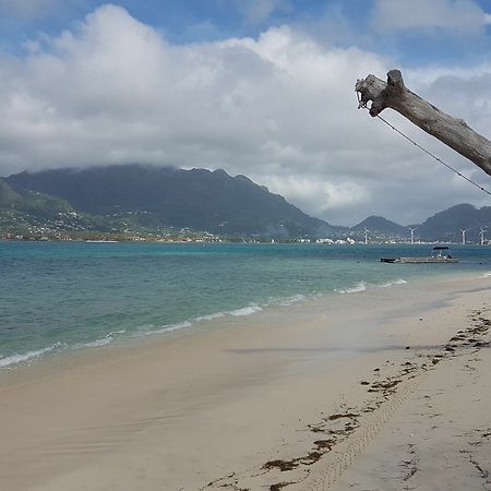 Fairytern Chalets Île au Cerf Exterior foto